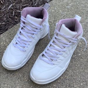 Jordan retro 12 white